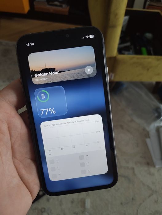 Iphone 11  64GB baterie noua