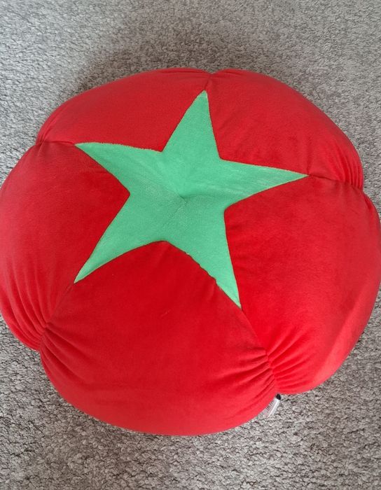 Perna decorativa in forma de floare