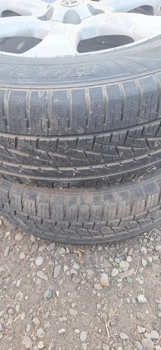 De vânzare roti iarna Rav 4 2007