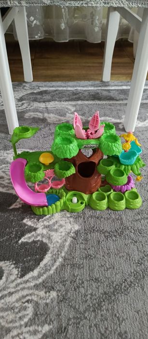 Продам игрушечные домики.