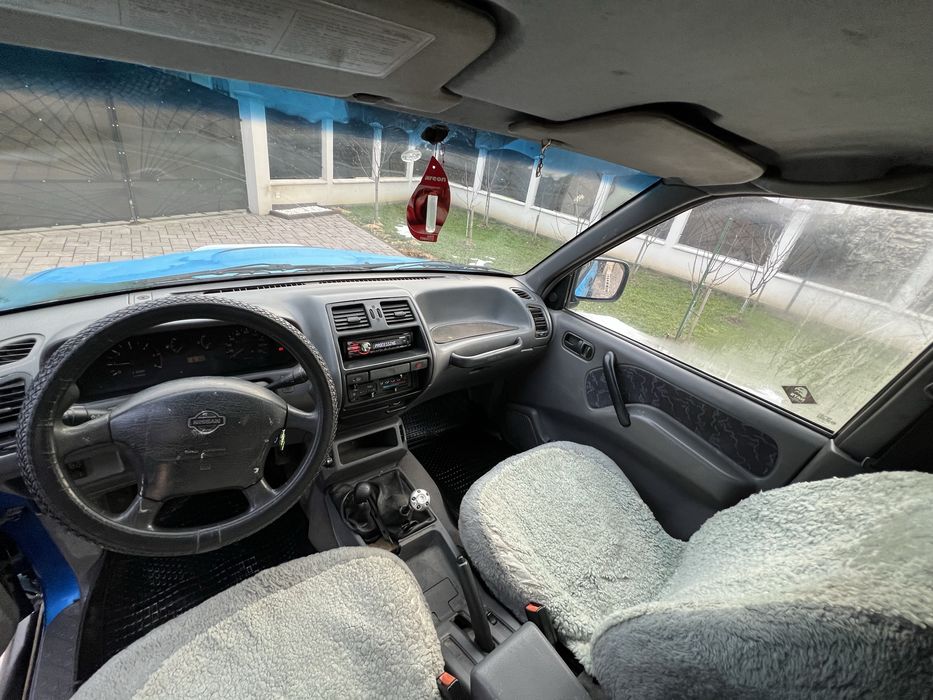Nissan Terrano 2.7 AUTOUTILITARĂ
