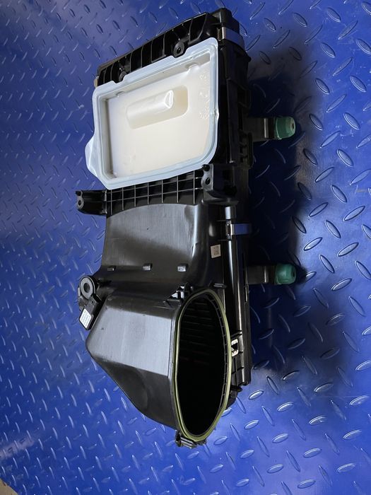 Carcasa filtru de aer Mercedes OM654 euro 6  A6540900301