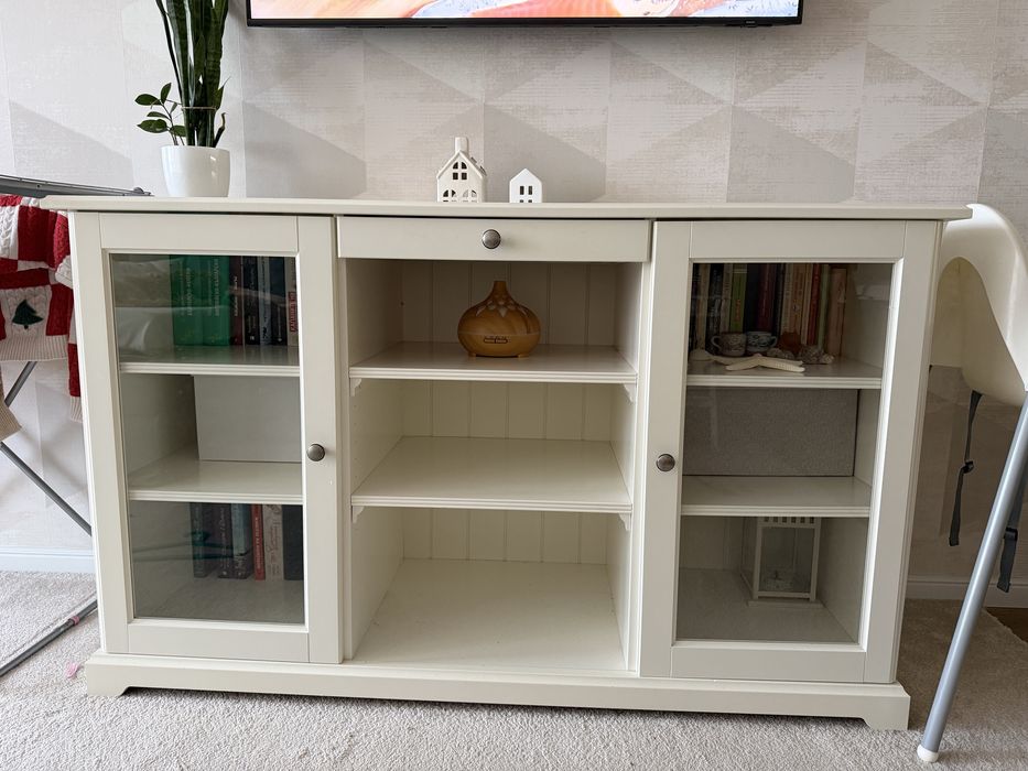 Масивен Бюфет IKEA