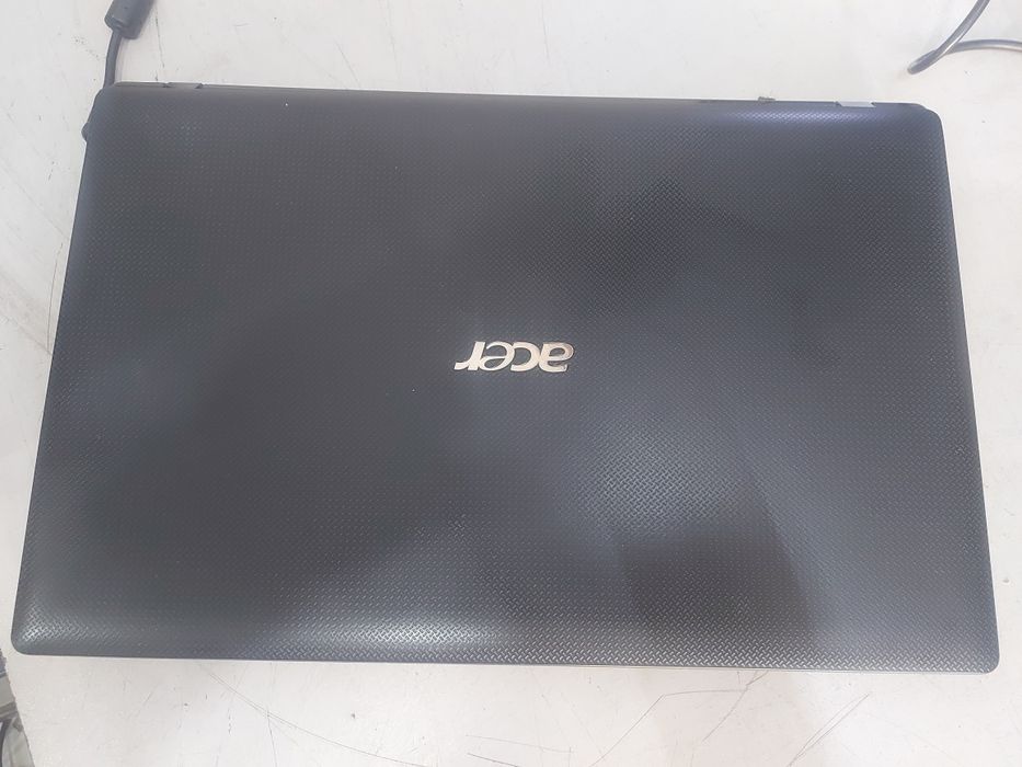 Acer , a8-4ядра , 6гб