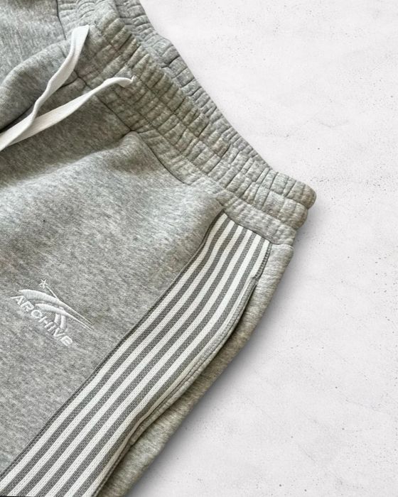 Pantaloni streetwear ,gri, y2k, baggy, cool, swag