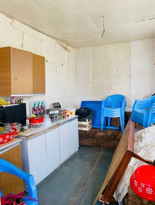 6 сотик, 5 хонали уй сотилади