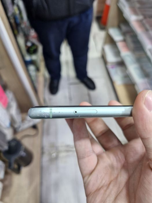 Iphone 11 ekran ochilgan