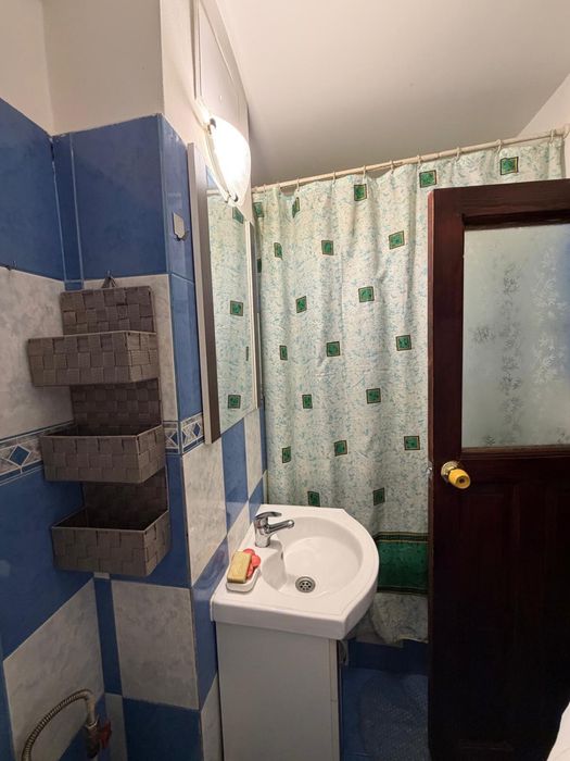 Apartament cu o camera DE INCHIRIAT