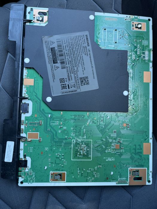 Плата (материнская плата)