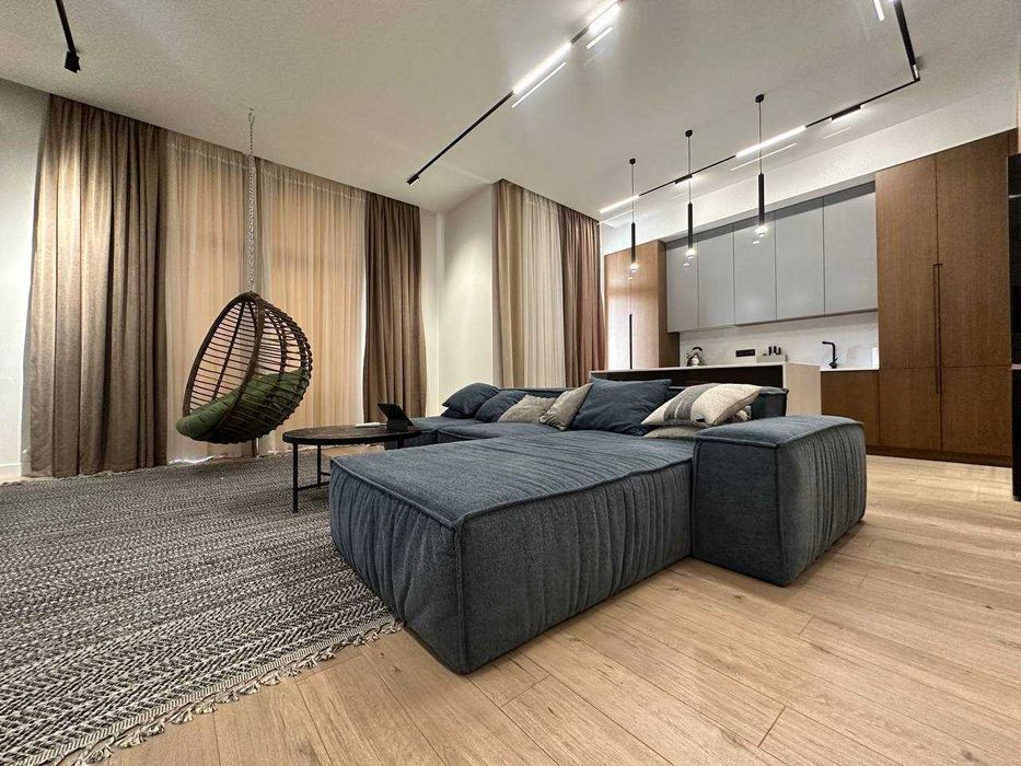 Сдается квартира в НРЖ Ойбек 3х ком! Умный дом система!