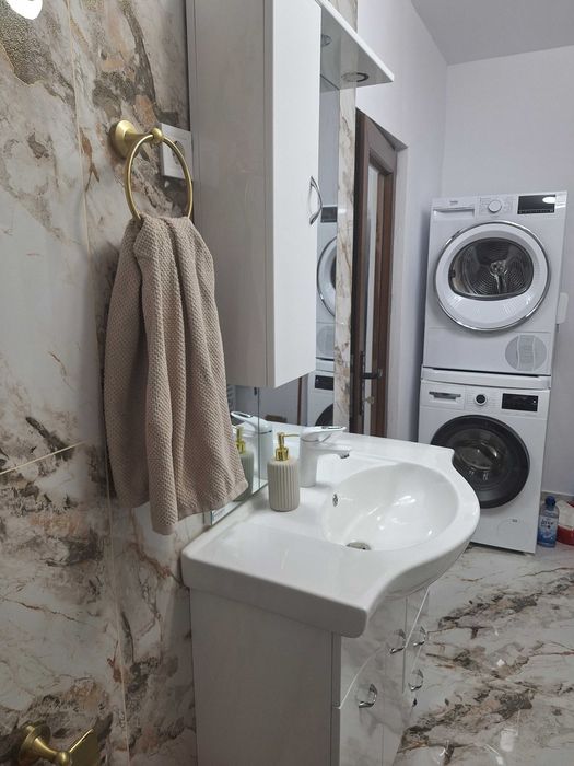 Casa 3 camere mobilata-utilata, teren generos