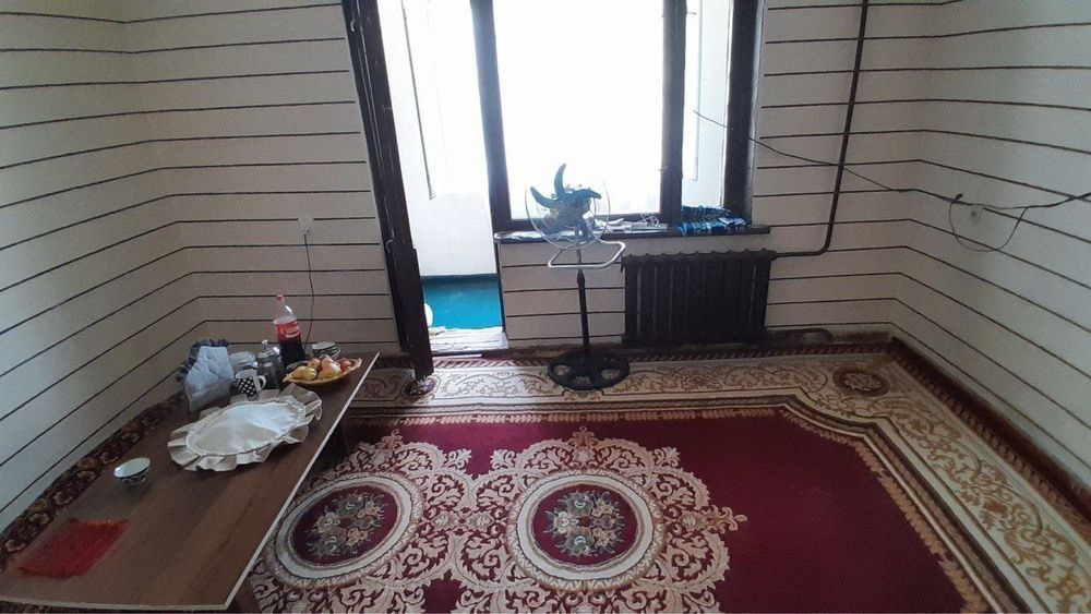 Продаётся 1 комнатная Галерейка юнусабад 2 квартал