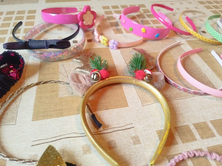 Лотове аксесоари за коса за момиче