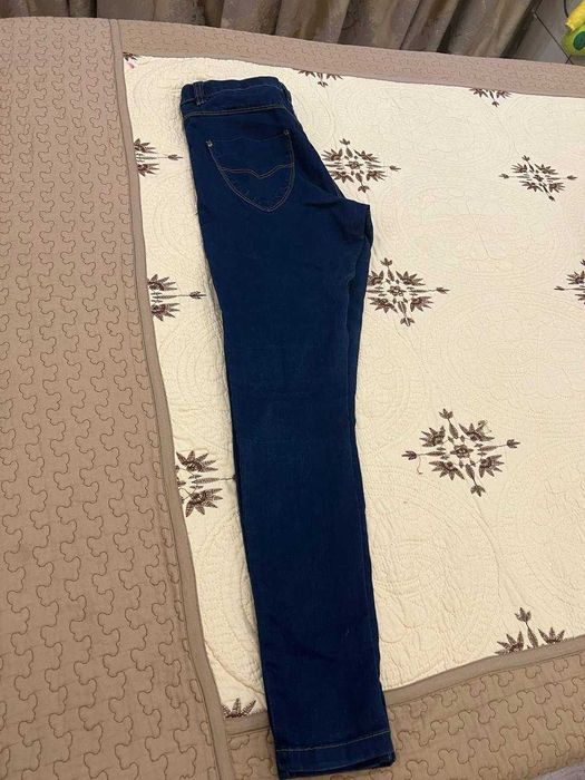 Продам Женские Джинсы Скинни.