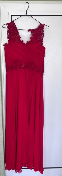 Абитуриентска рокля