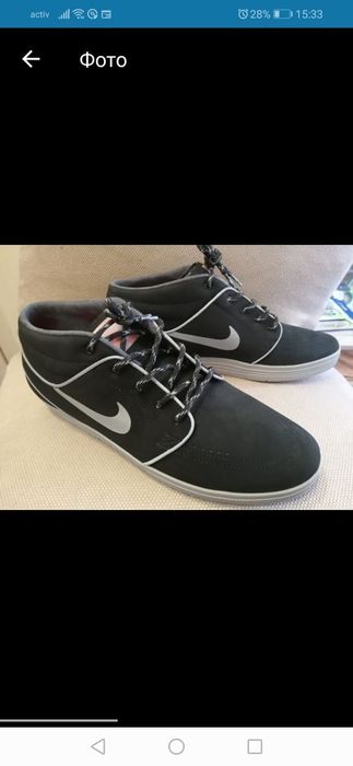 Кроссовки , водонепроницаемые, беговые.