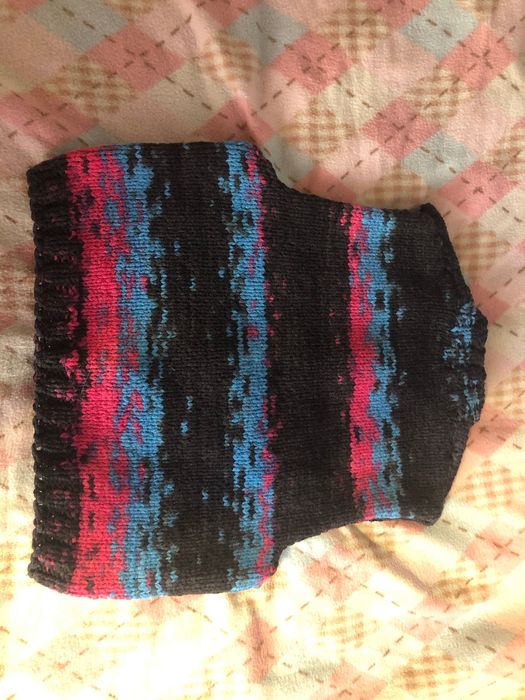 Късо плетено елече