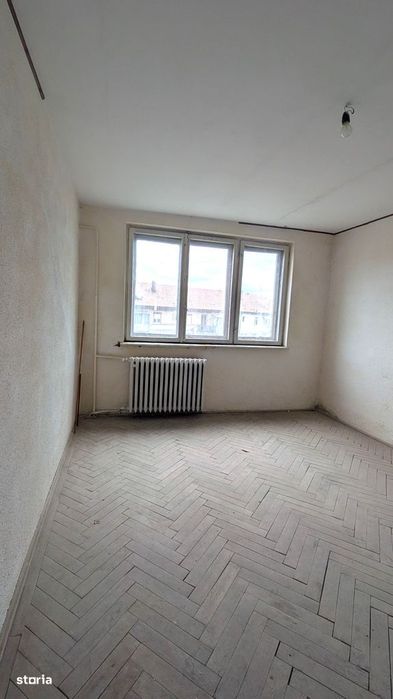 Apartament 2 camere 52 mp – centru Mihail Kogălniceanu, ideal renovare