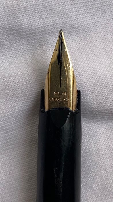 Златна писалка Caran D`Ache Madison Clou de Paris Gold 585 14К