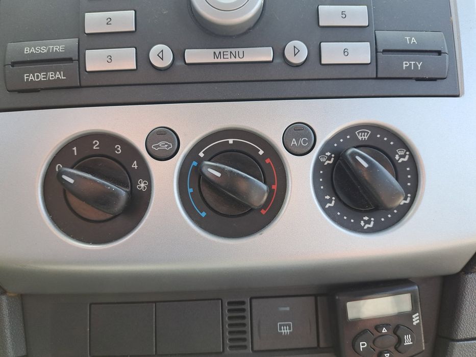 Panou comanda clima Ford Focus 2 (DA) [Fabr 2004-2012] OEM