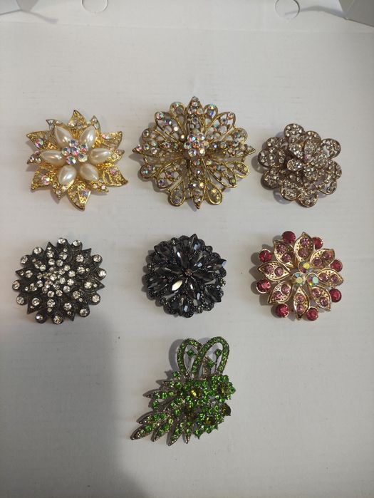 Брошки коллекция