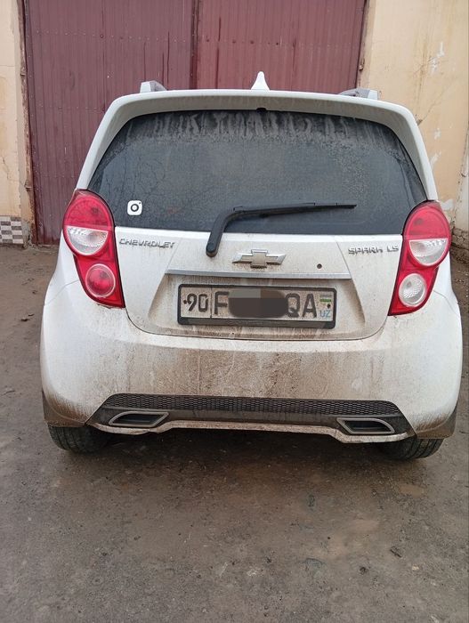 Спарк 2011-й родной мошин, 150 минг пробег, метан бор, расход йук соз