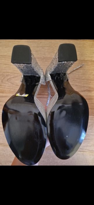 Pantofi piele, cu paiete, argintii