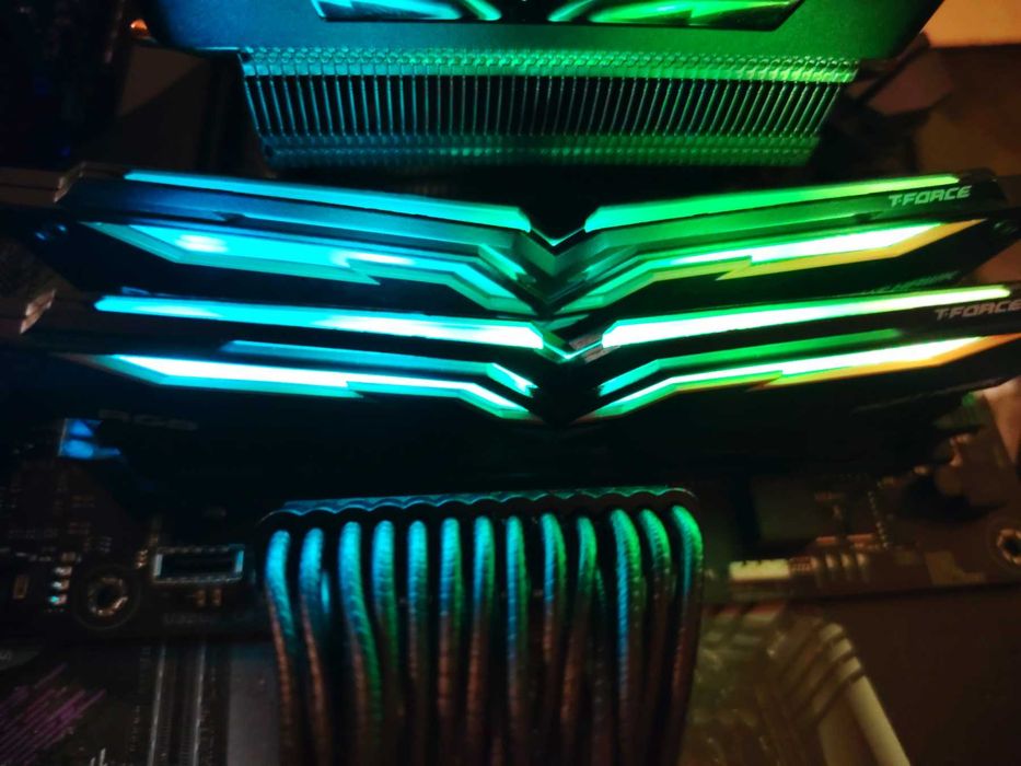 Рам памет Team T-Force Night Hawk Black 16GB (2x8GB) DDR4 3200MHz