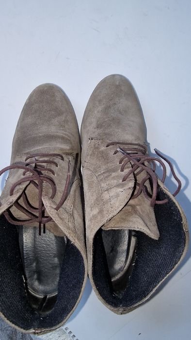 Ghete din piele intoarsa cu toc de 8cm