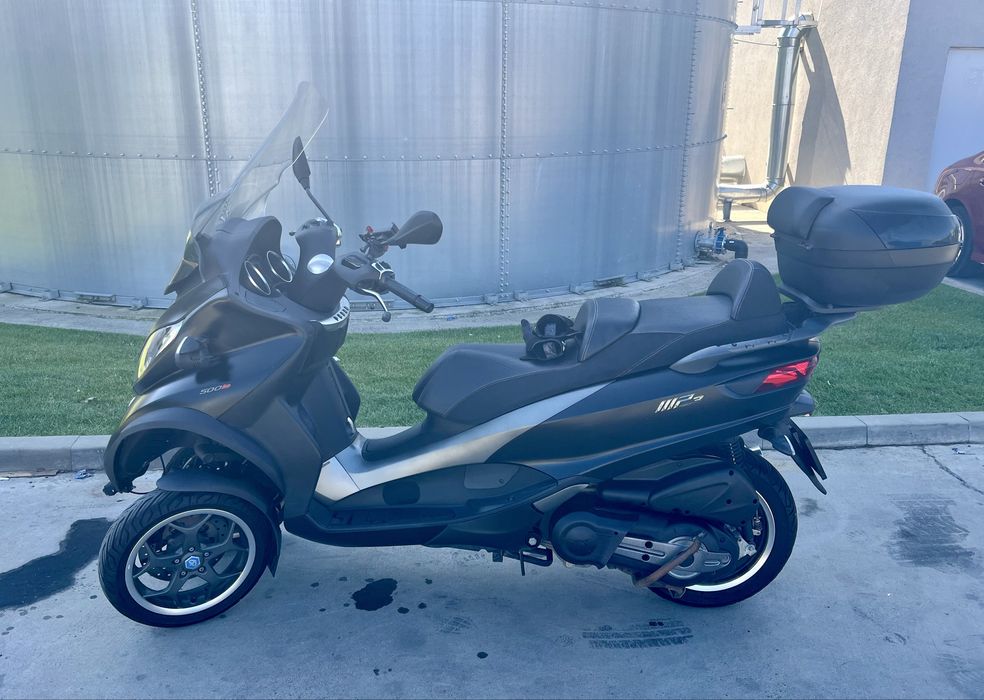 Scuter Piaggio Mp3 500ie se conduce cu B