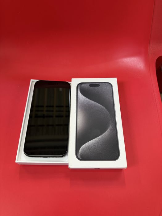 Vand IPhone 15 PRO impecabil 128gb , cumparat de nou