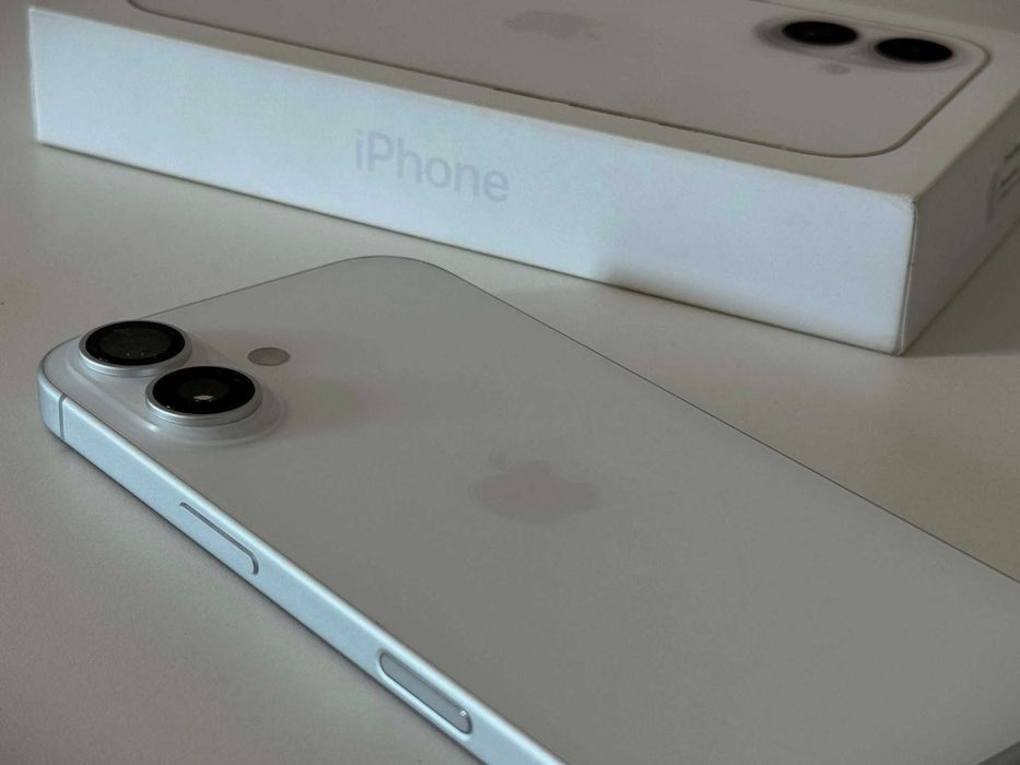 Бартер! Гаранция! Като НОВ! iPhone 17 White (Бял) 100% Батерия.