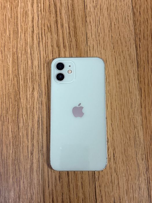 Iphone 12  simplu 64 gb