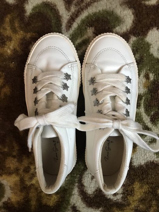 Маратонки Зара