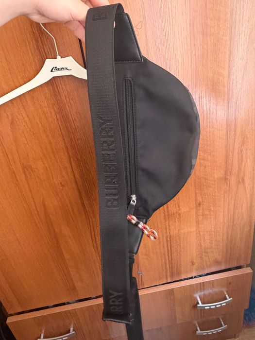 Burberry черна чанта