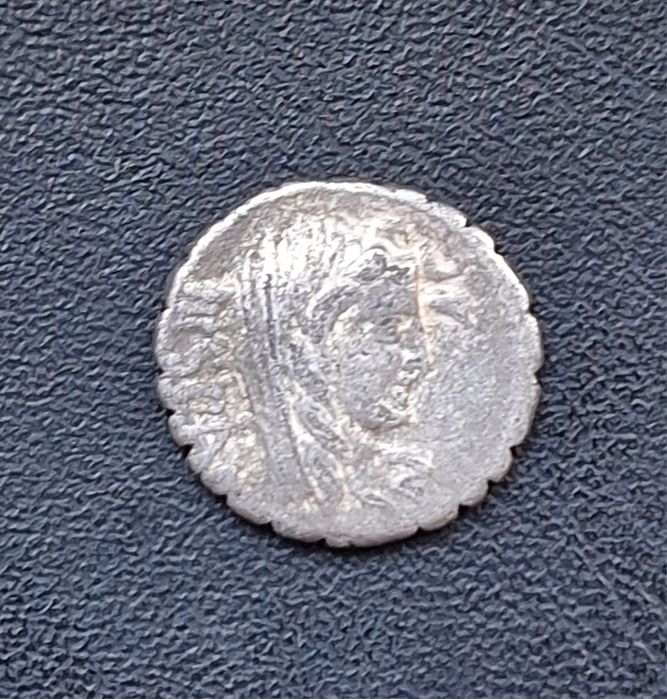 Vand 3 monede romane antice