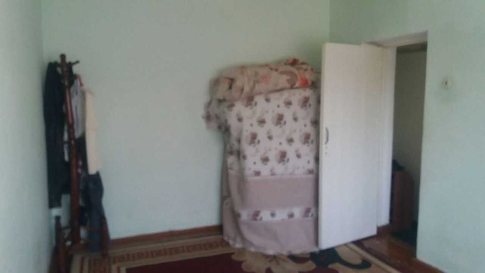 Срочно продаётся 1-комнатная квартира.