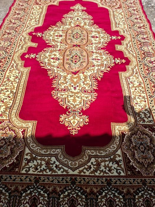 Кілем б/у. 2,5×4 мт