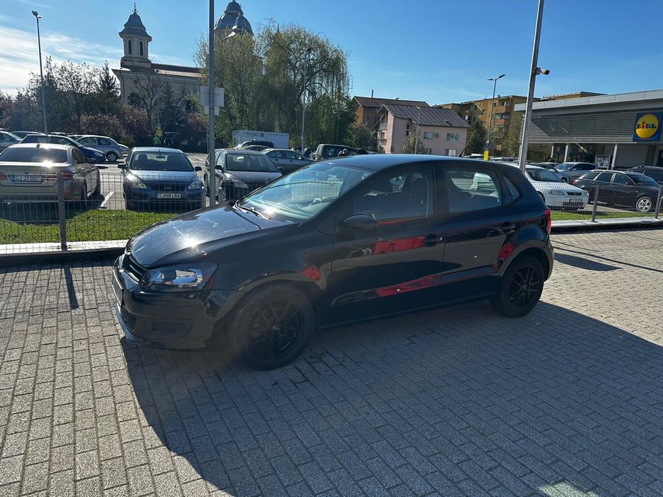 VOLKSWAGEN Polo 2010 — imagine 2