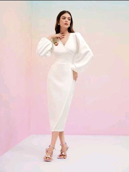 Rochie alba      .
