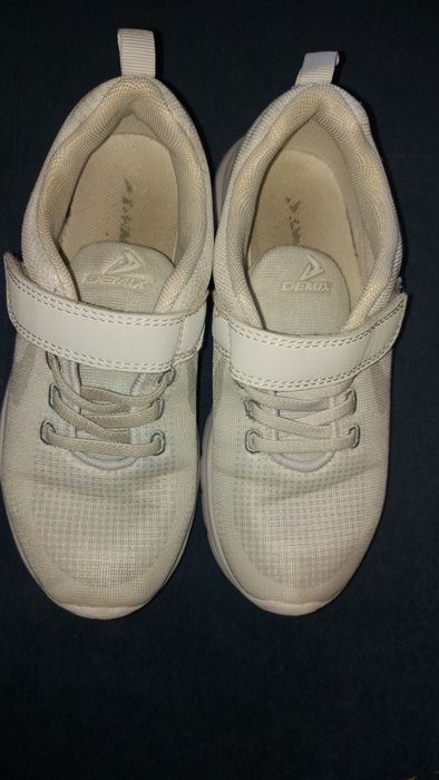 Кроссовки  продам в отличном состоянии