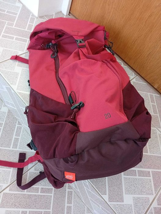 Rucsac drumetie Quechua 20 l