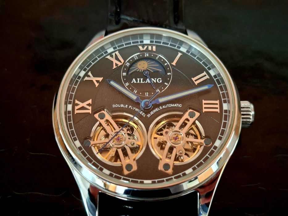 ЧИСТО НОВ ! Мъжки механичен / автоматичен часовник "Ailang"