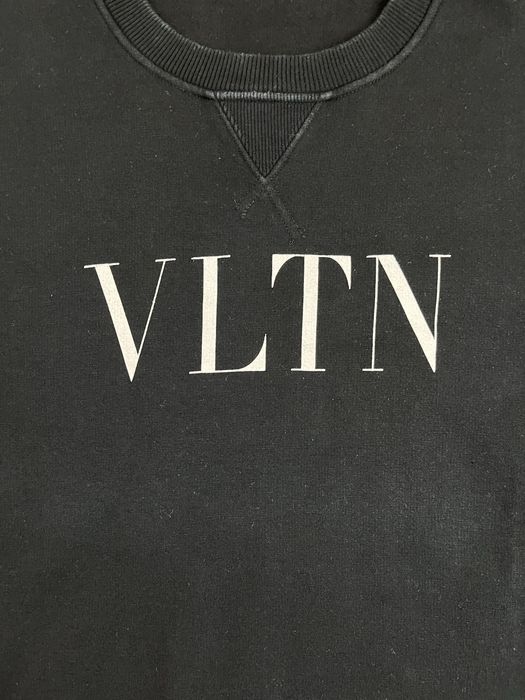 Valentino VLTN оригинална блуза размер S-M