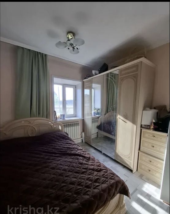 Спальный гарнитур Шатура б/у в хорошем состояний