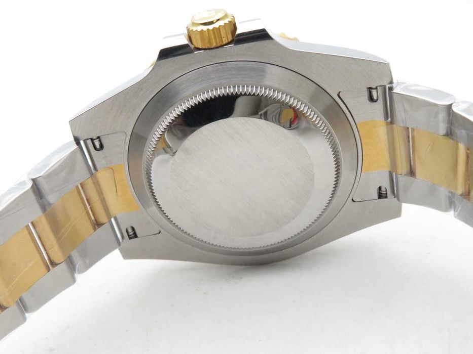 Rolex Submariner 116613LN – 40mm, Ceramic Bezel, Yellow Gold/Steel – реални снимки