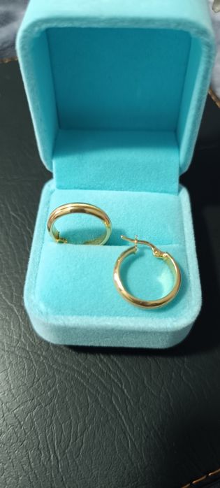 Продам золото 585 пробы.