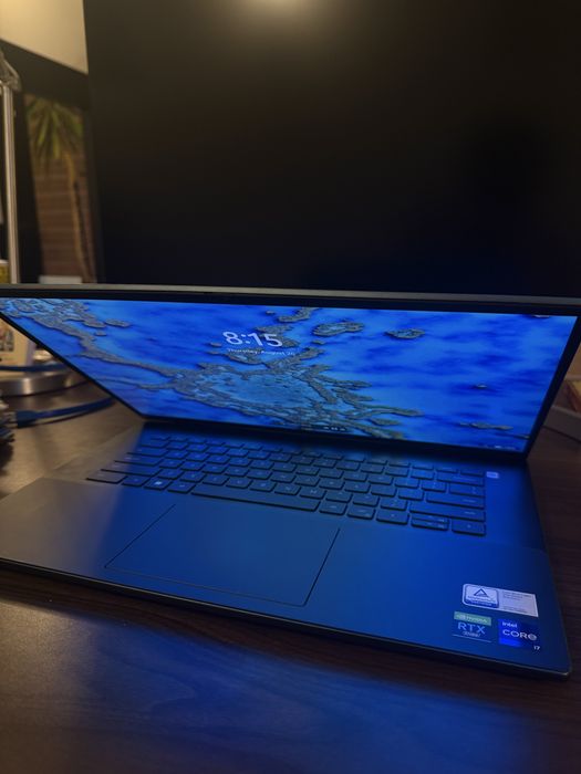 Laptop Dell Inspiron Plus