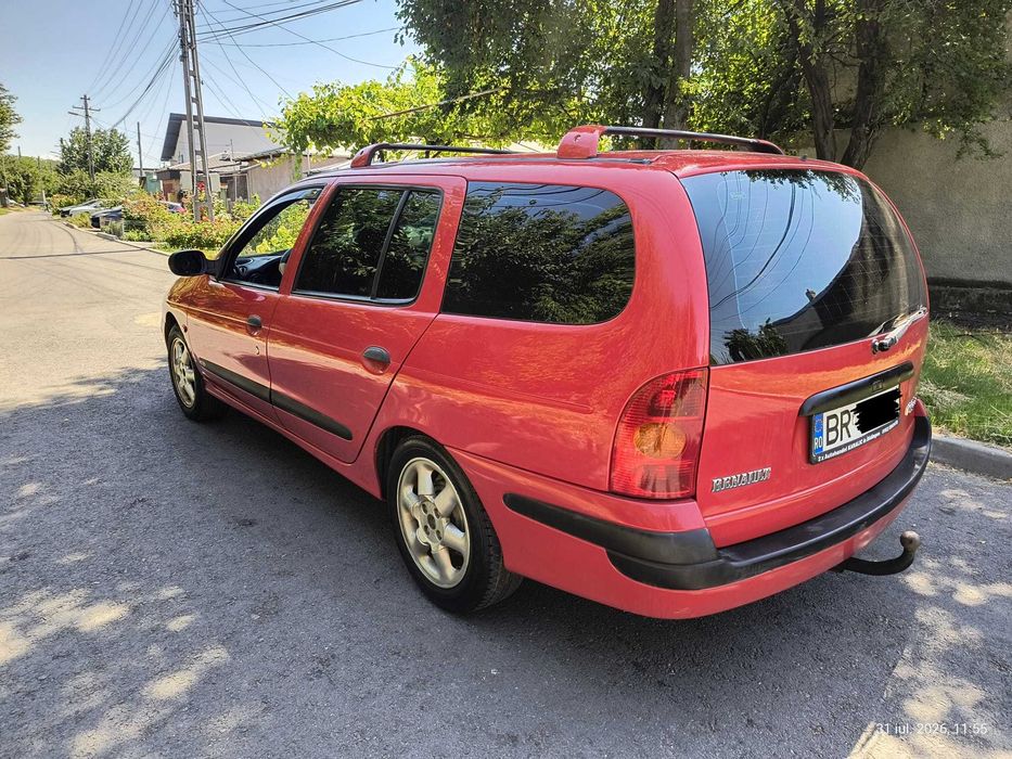 RENAULT Megane