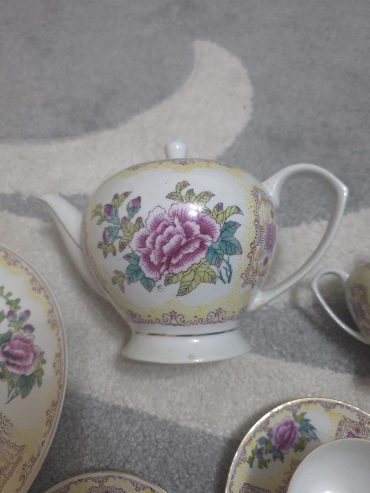 Serviciu de cafea si prăjitură din porțelan chinezesc